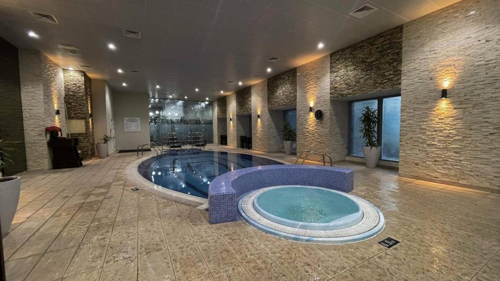 Sea & Palm View Elegant 1 Bedroom Apartment Dubaj Kültér fotó