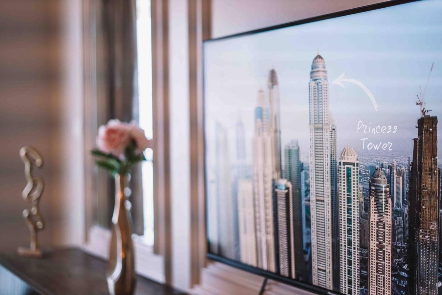 Sea & Palm View Elegant 1 Bedroom Apartment Dubaj Kültér fotó